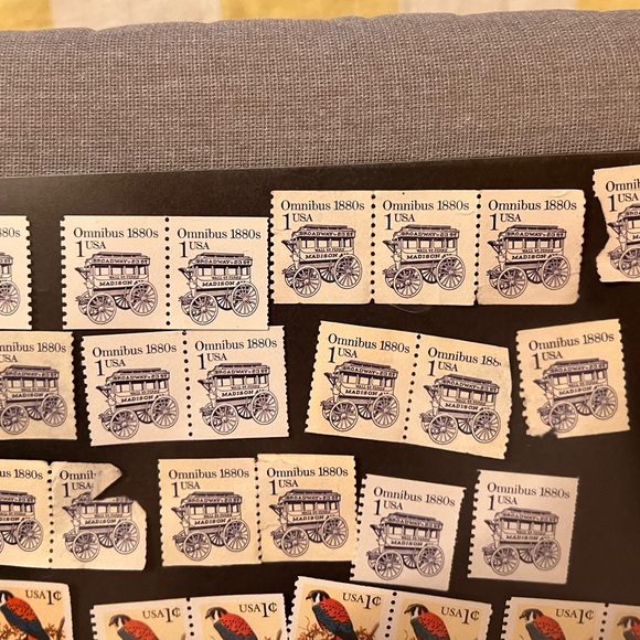 Assorted USA stamps. Assorted values. - Picture 2 of 3